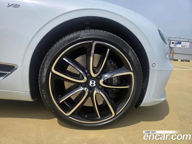 Bentley Continental 2022 4.0 автомат (гидро), миниатюра 5 Bentley Continental 2022 4.0 автомат (гидро), миниатюра 5