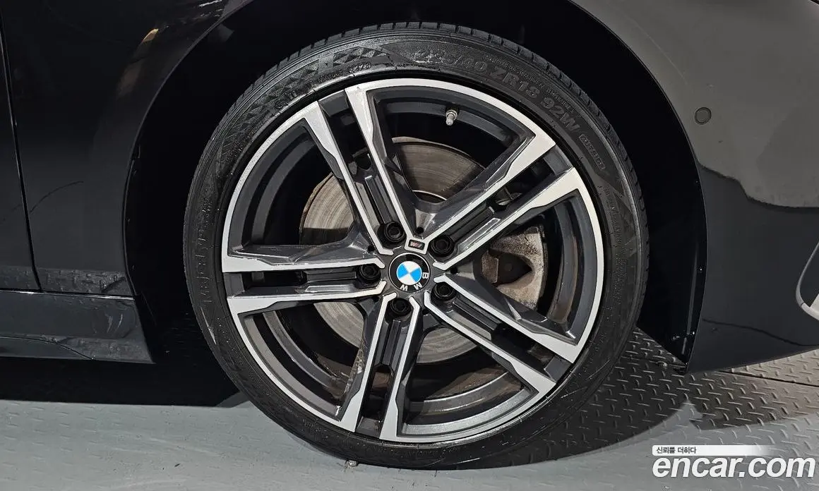 BMW 1 серия 2022 2.0 автомат (гидро), фото 7