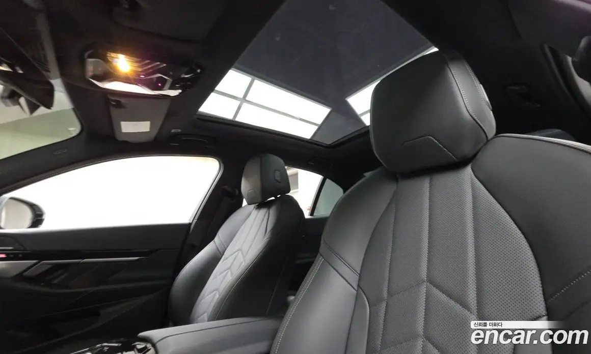 BMW 5 серия 2024 2.0 автомат (гидро), фото 18