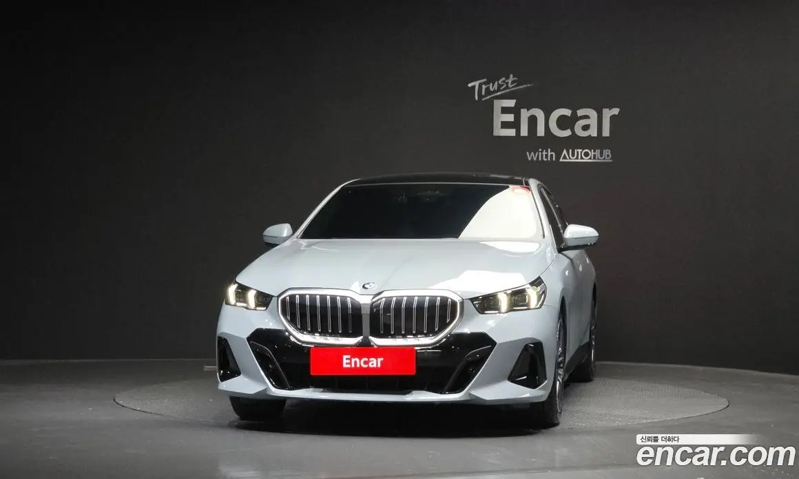 BMW 5 серия 2024 2.0 автомат (гидро), фото 3