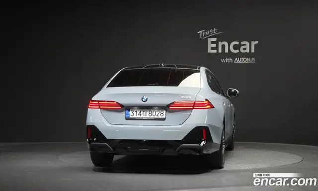 BMW 5 серия 2024 2.0 автомат (гидро), миниатюра 4