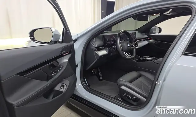 BMW 5 серия 2024 2.0 автомат (гидро), миниатюра 10