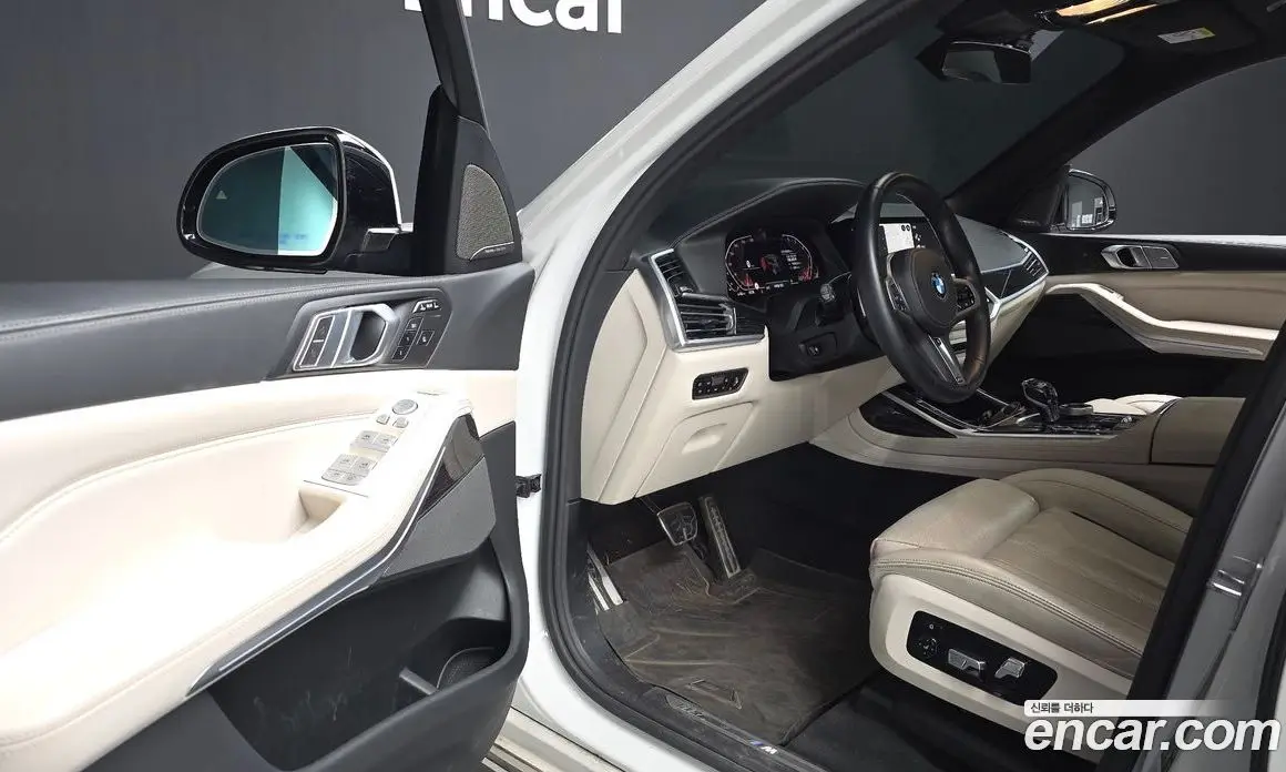 BMW X7 2020 3.0 автомат (гидро), фото 13