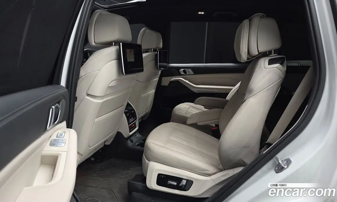 BMW X7 2020 3.0 автомат (гидро), фото 16