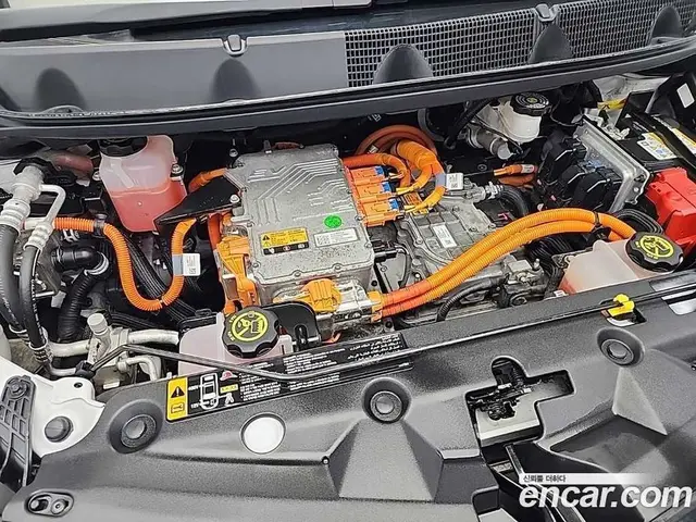 Chevrolet Bolt EV 2018 0.1 автомат (гидро), миниатюра 4