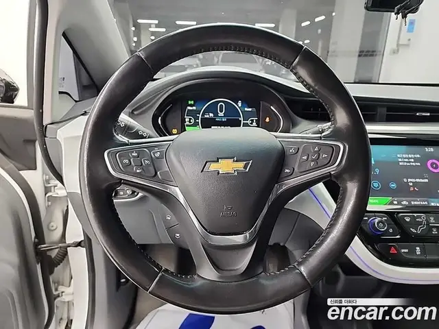 Chevrolet Bolt EV 2018 0.1 автомат (гидро), миниатюра 8