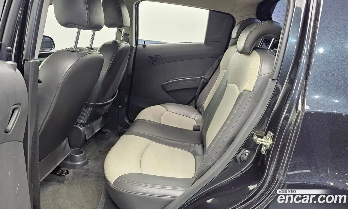 Chevrolet Matiz 2010 1.0 автомат (гидро), фото 12