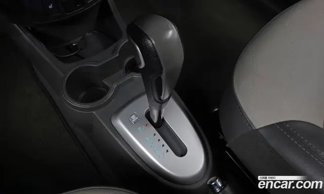 Chevrolet Spark 2014 1.0 автомат (гидро), миниатюра 9