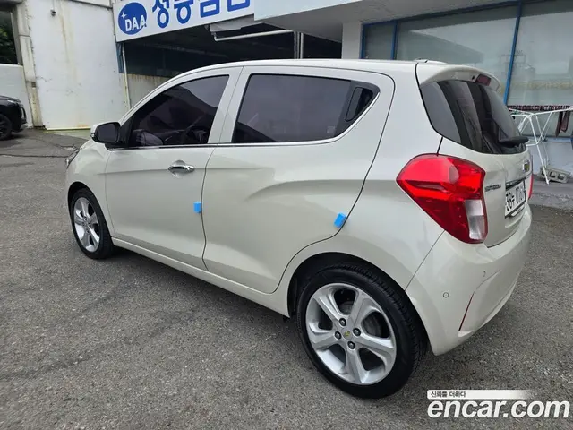 Chevrolet Spark 2016 1.0 автомат (гидро), миниатюра 2