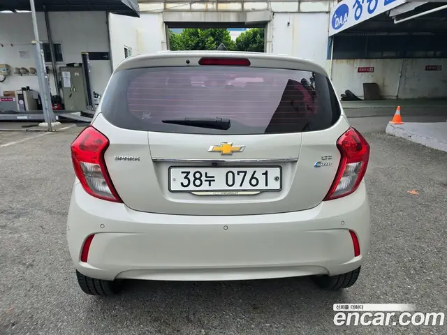 Chevrolet Spark 2016 1.0 автомат (гидро), миниатюра 3