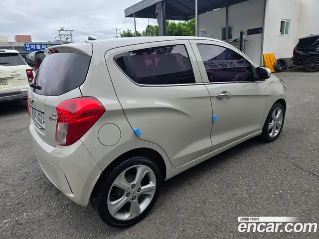 Chevrolet Spark 2016 1.0 автомат (гидро), миниатюра 4