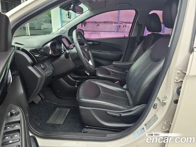 Chevrolet Spark 2016 1.0 автомат (гидро), миниатюра 9