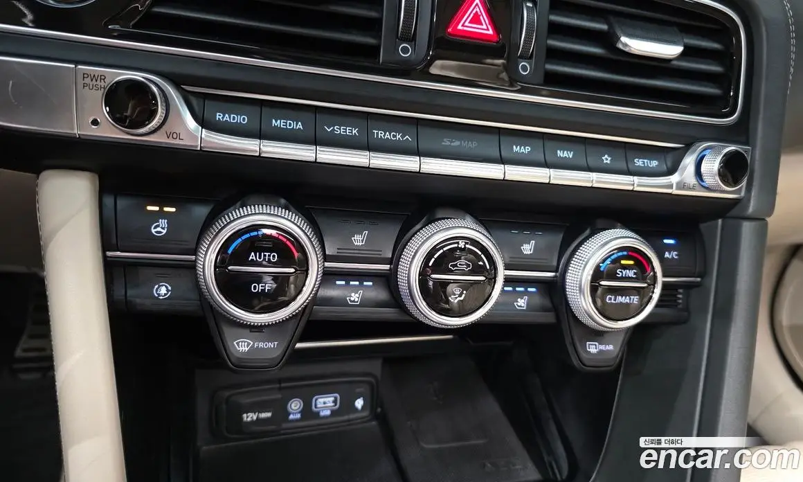 Genesis G70 2019 3.3 автомат (гидро), фото 17