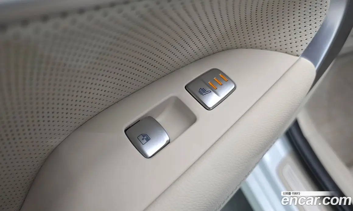 Genesis G70 2022 2.0 автомат (гидро), фото 30