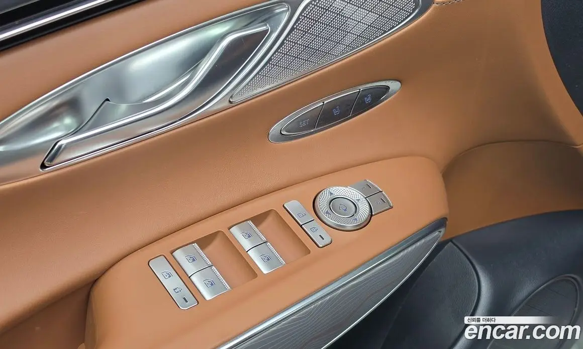 Genesis GV70 2022 2.5 автомат (гидро), фото 26