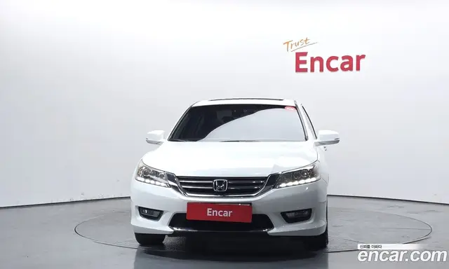 Honda Accord 2015 2.4 автомат (гидро), миниатюра 3