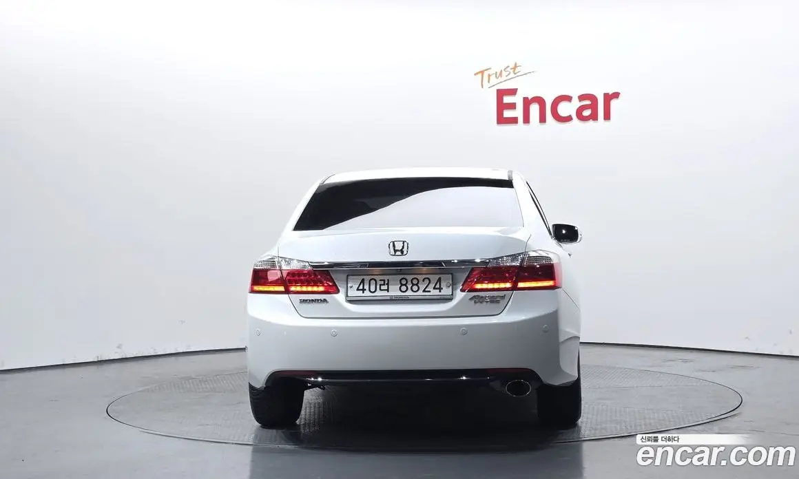 Honda Accord 2015 2.4 автомат (гидро), фото 4