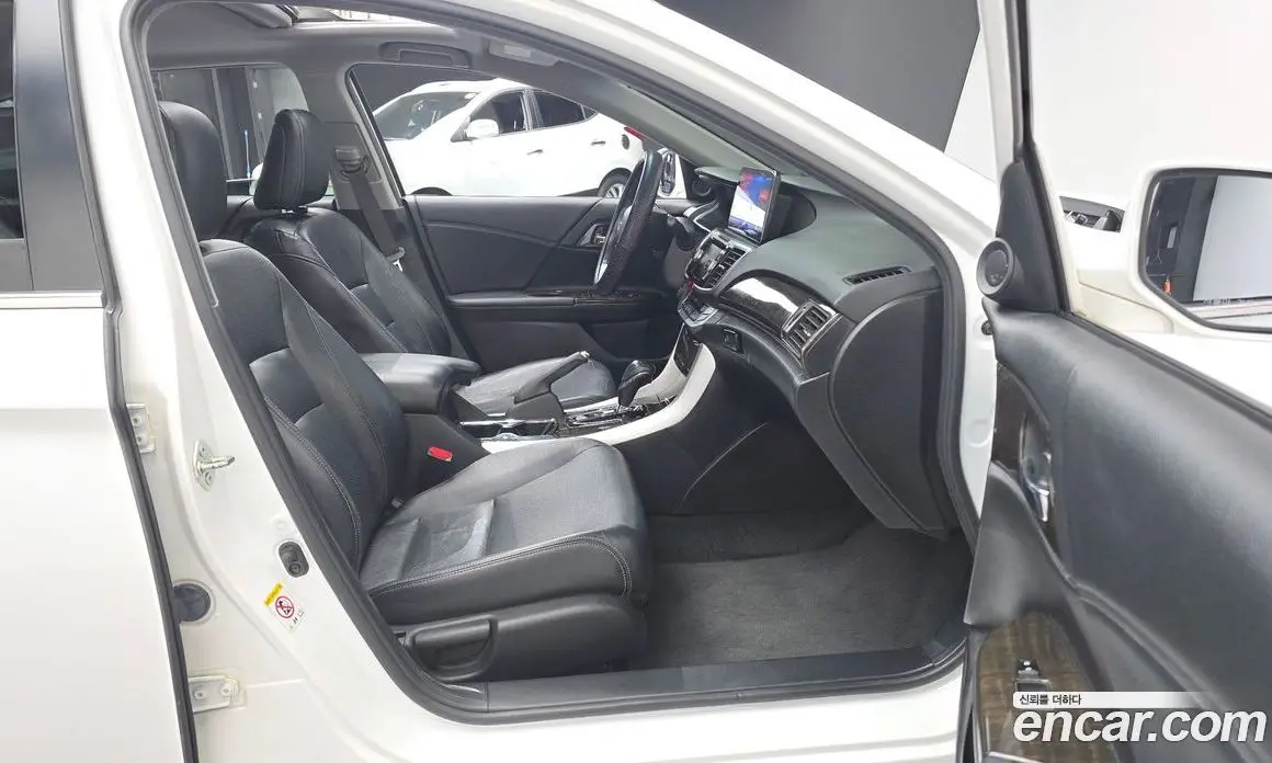 Honda Accord 2015 2.4 автомат (гидро), фото 10