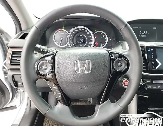 Honda Accord 2016 2.4 автомат (гидро), миниатюра 9