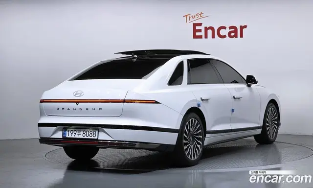 Hyundai Grandeur 2024 2.5 автомат (гидро), миниатюра 2