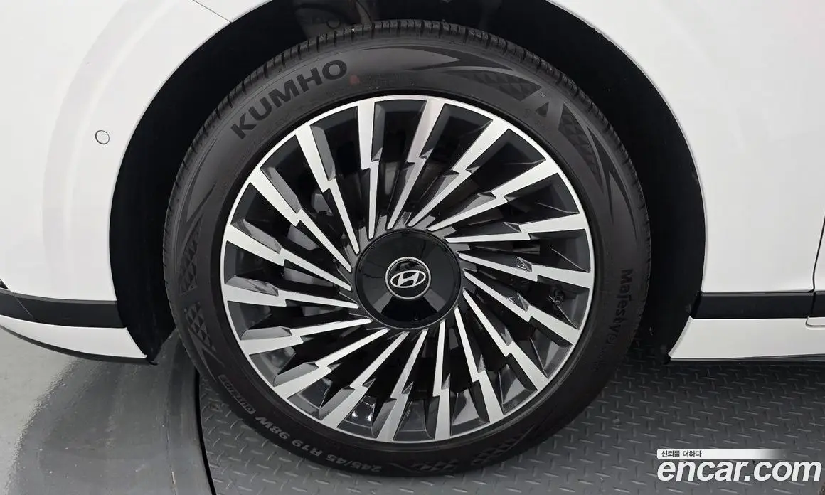 Hyundai Grandeur 2024 2.5 автомат (гидро), фото 5