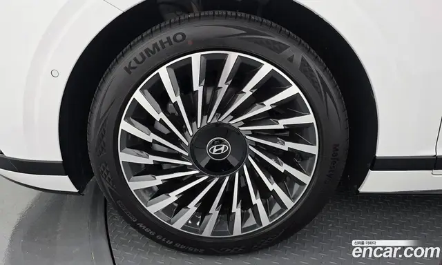 Hyundai Grandeur 2024 2.5 автомат (гидро), миниатюра 5