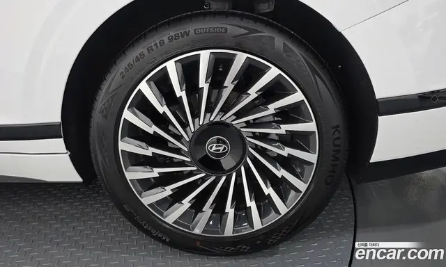 Hyundai Grandeur 2024 2.5 автомат (гидро), миниатюра 7