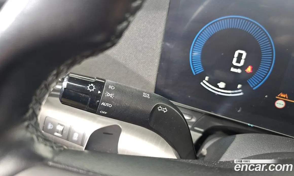 Hyundai Kona 2024 1.6 автомат (гидро), фото 17