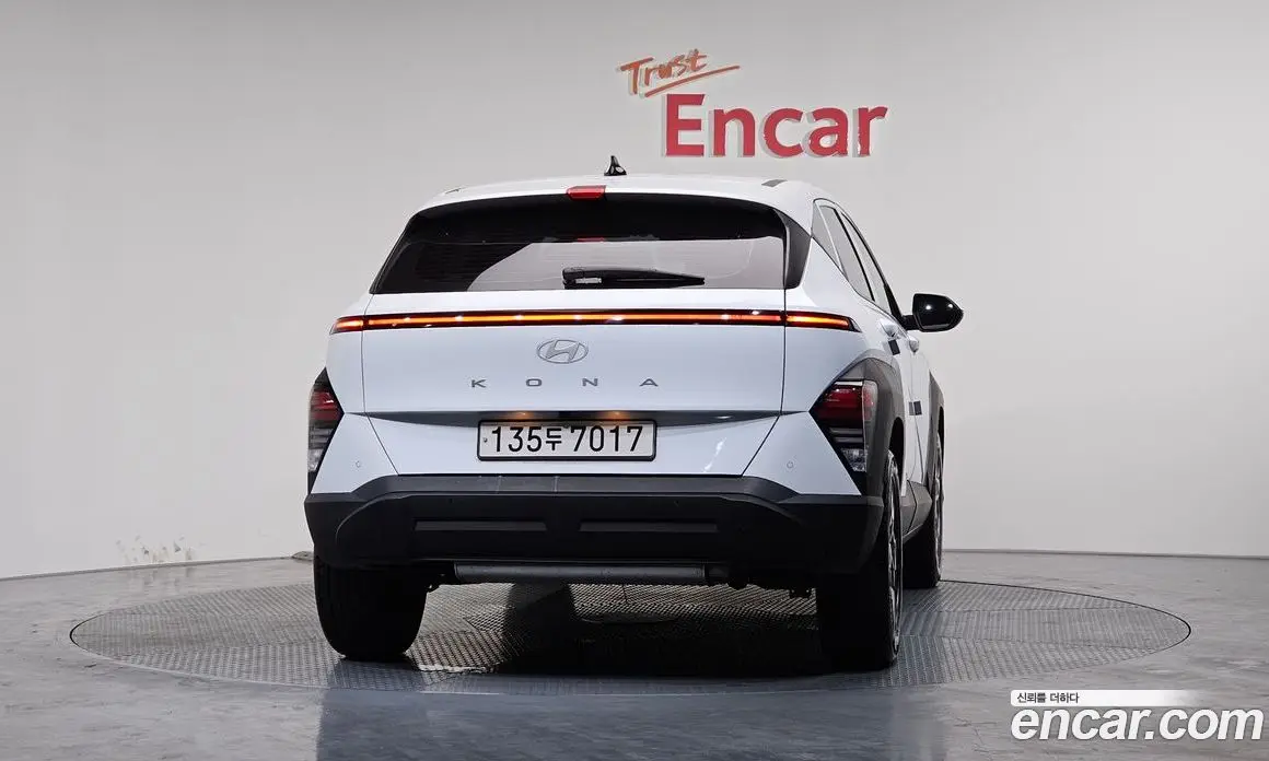 Hyundai Kona 2024 1.6 автомат (гидро), фото 4