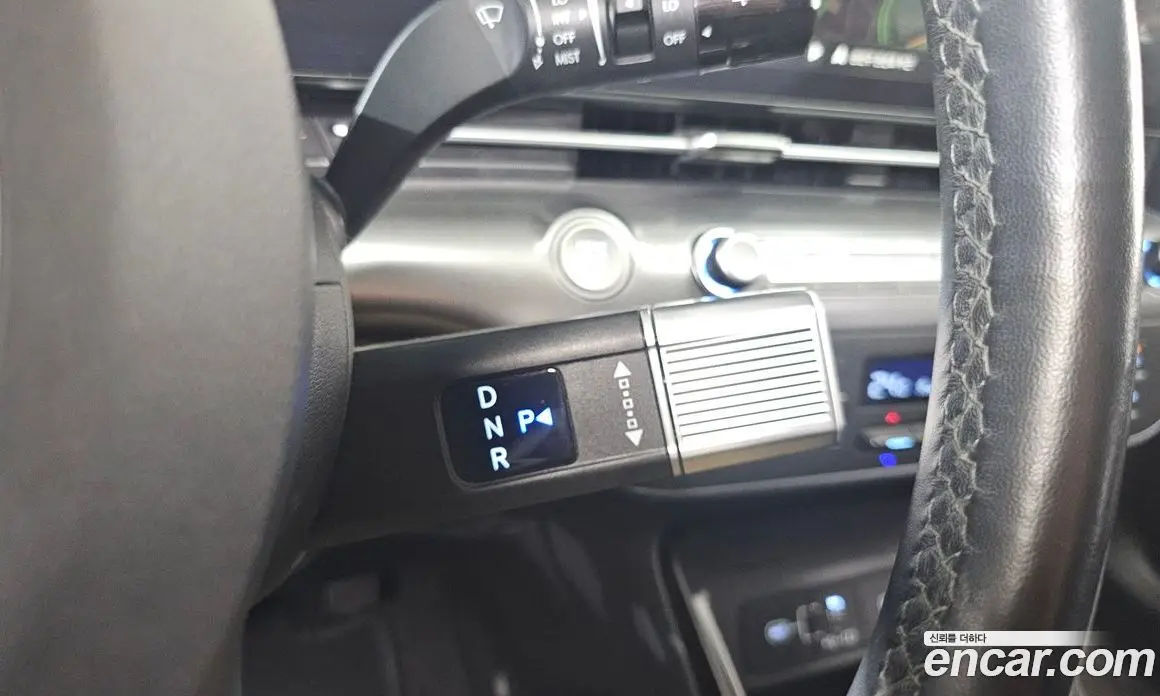 Hyundai Kona 2024 1.6 автомат (гидро), фото 9