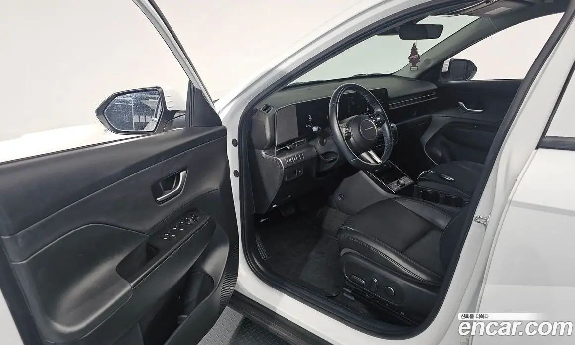 Hyundai Kona 2024 1.6 автомат (гидро), фото 10