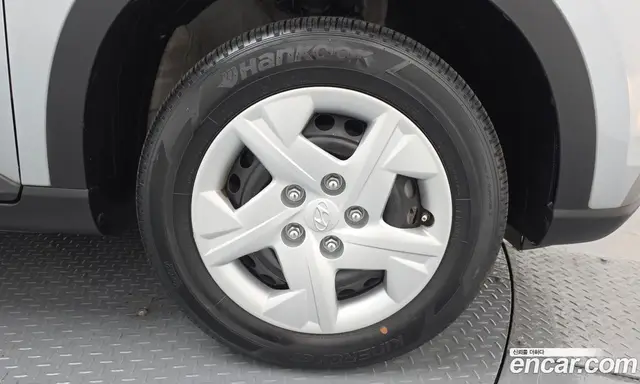Hyundai Venue 2022 1.6 автомат (гидро), миниатюра 7