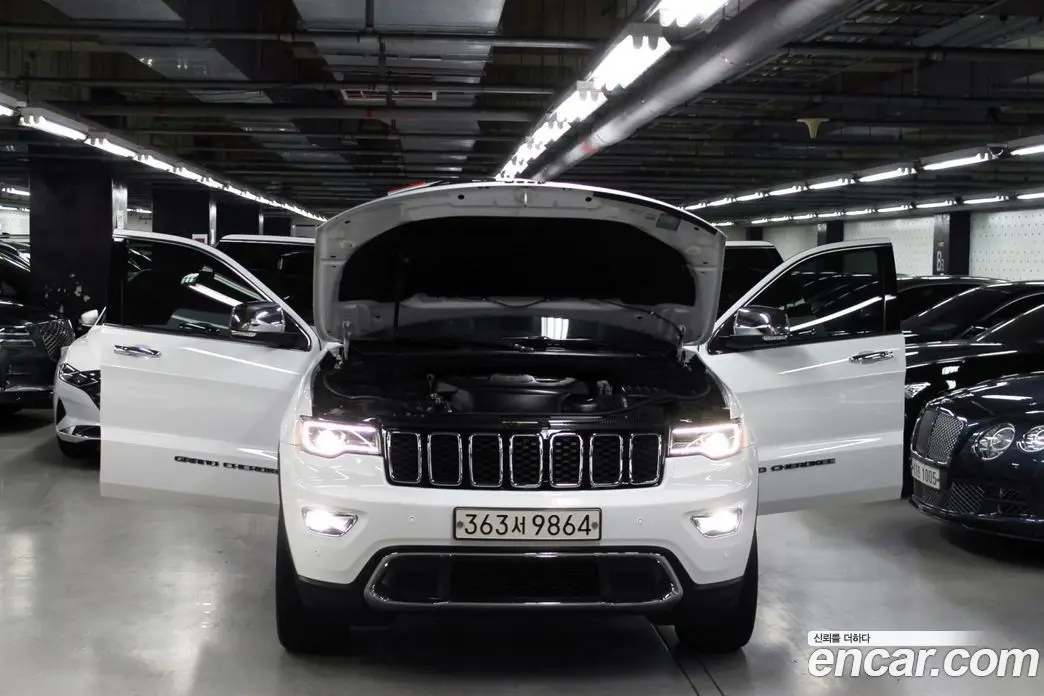Jeep Cherokee 2019 3.6 автомат (гидро), фото 19