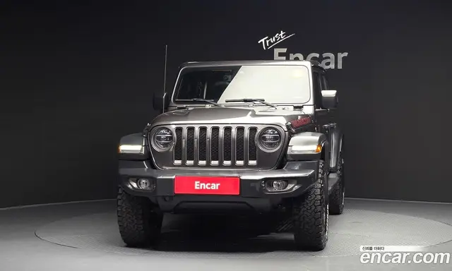 Jeep Wrangler 2020 2.0 автомат (гидро), миниатюра 3