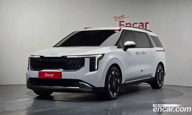 Kia Carnival, 2024, 27 796 км