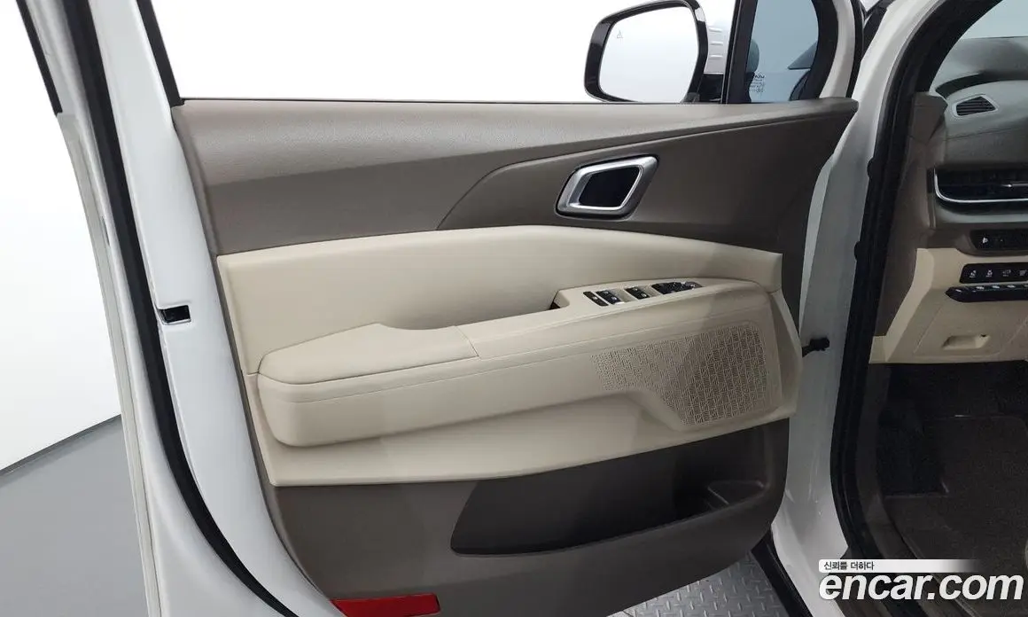 Kia Carnival 2025 3.5 автомат (гидро), фото 15