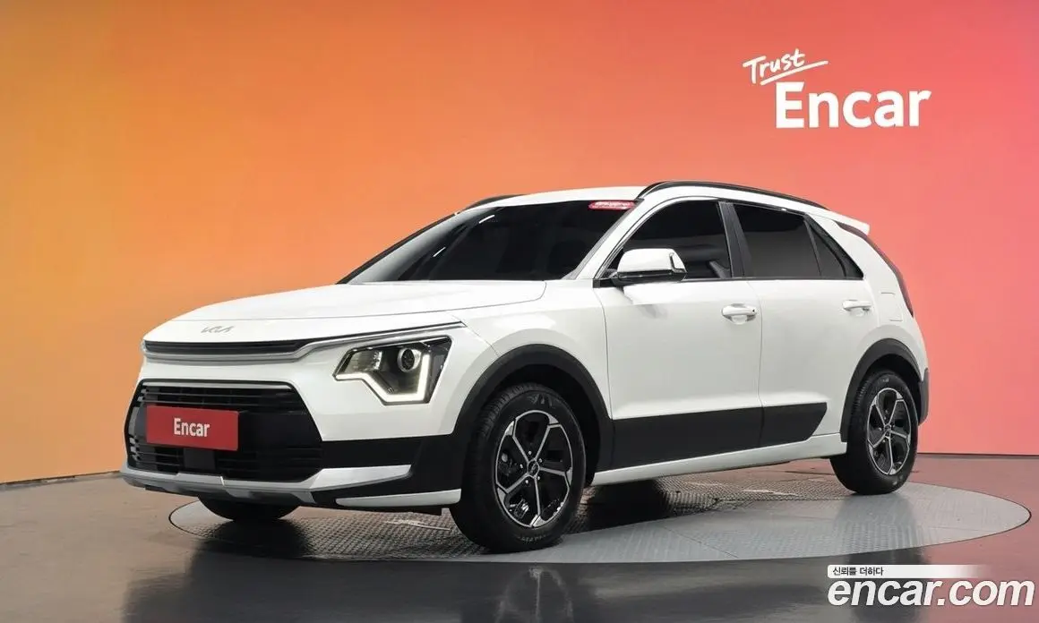 Kia Niro 2022 1.6 автомат (гидро), фото 31