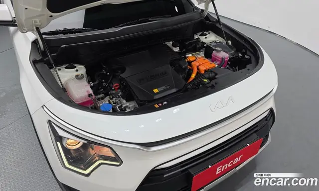 Kia Niro 2022 1.6 автомат (гидро), миниатюра 5