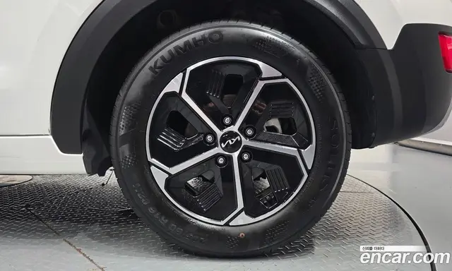 Kia Niro 2022 1.6 автомат (гидро), миниатюра 6