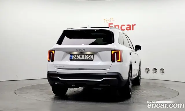 Kia Sorento 2023 2.5 автомат (гидро), миниатюра 4