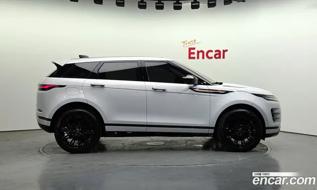 Land Rover Range Rover Evoque 2025 2.0 автомат (гидро), миниатюра 6