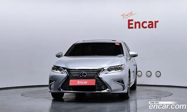 Lexus ES 2015 2.5 автомат (гидро), миниатюра 3 Lexus ES 2015 2.5 автомат (гидро), миниатюра 3