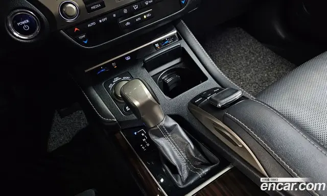 Lexus ES 2015 2.5 автомат (гидро), миниатюра 9 Lexus ES 2015 2.5 автомат (гидро), миниатюра 9