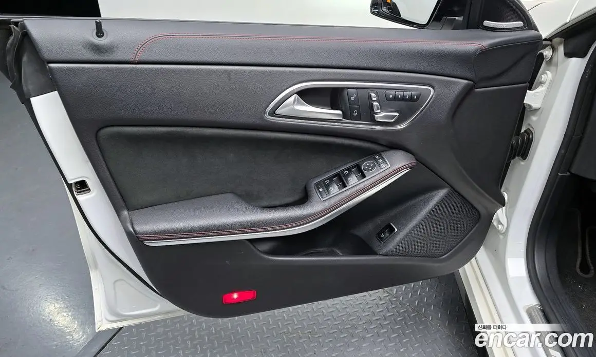 Mercedes-Benz CLA-Class 2018 2.0 автомат (гидро), фото 13