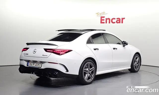 Mercedes-Benz CLA-Class 2023 2.0 автомат (гидро), миниатюра 2