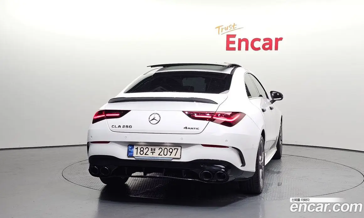 Mercedes-Benz CLA-Class 2023 2.0 автомат (гидро), фото 4