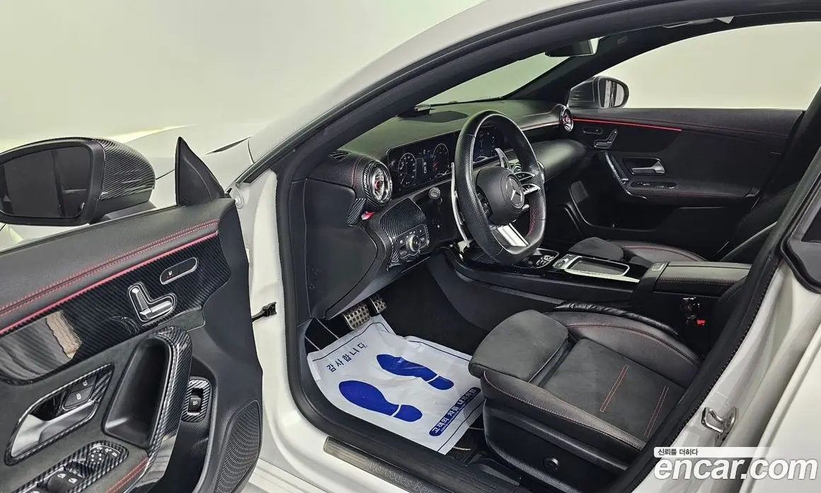 Mercedes-Benz CLA-Class 2023 2.0 автомат (гидро), фото 10
