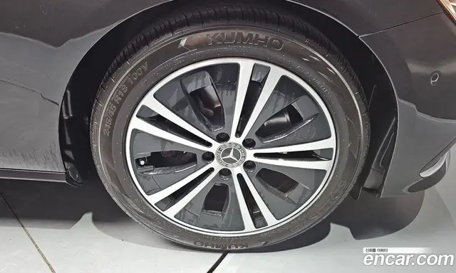 Mercedes-Benz E-Class 2021 2.0 автомат (гидро), миниатюра 7