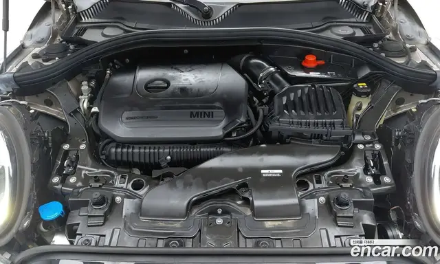 Mini Clubman 2022 2.0 автомат (гидро), миниатюра 6
