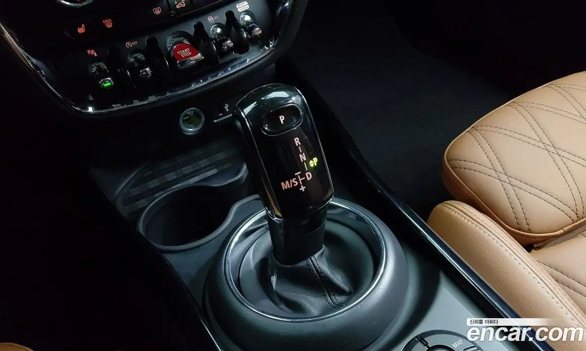 Mini Clubman 2022 2.0 автомат (гидро), фото 9